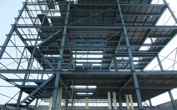 豬飼料生產(chǎn)線價格多少錢?其沒有安裝好又會造成哪些后果?