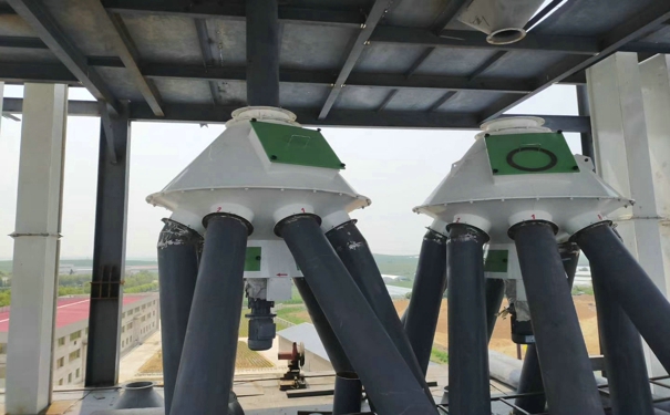 飼料加工機械 飼料加工機械