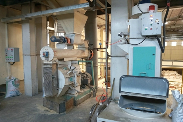 飼料加工設(shè)備為現(xiàn)代農(nóng)業(yè)經(jīng)濟(jì)帶來(lái)了新的增長(zhǎng)點(diǎn)