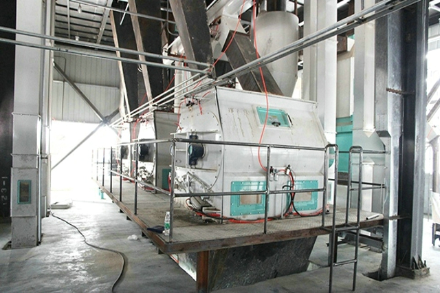 飼料機(jī)械設(shè)備 飼料機(jī)械設(shè)備